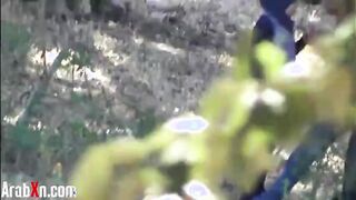 الشرموطه خطيبها ذنقه في الحديقه  نيج و نزظل لعب في بزازها و بيحسس علي كسشها بيطلع زبر عايزها تمصوا مموس تونسيه