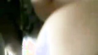 قحبه تونسيه كبيره في السن مع عشيقها الهايج المموس نايمه تحت منوا سكس عربي و بتقولوا اوووف زبرك حلو اوي بيمتع كسي