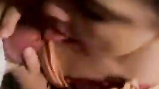 اللبوه عماله ترقصلي و تتشرمط عليا بتهيجني عليه عشان سكس مصري  اقوم افشخ كسها مسكتها من شعرها وفشختها نيك خلفي وامامي