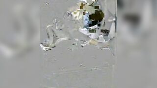 العنتيل غفل المموس الحيحانه و صورها و هو فاشخ رجلها و نازل لحس  فيلم سكس  و مص و بعبصها في كسها و طيزها شرموطه مصريه