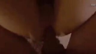 بنت المتناكه خرم طيزها وسع اوي و بقي يشفط  شرمها سكس  زبري كله جوا المموس عماله تقولي افشخني جامد عايزه اتهري نيك