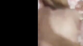 بعد ما فشختها نيك و خليك كسها يزغرط بتقولي كفايه تصوير انا مكسوفه مسكتها عدلتها و دخلت زبري كله في بوقها xnxx مصري