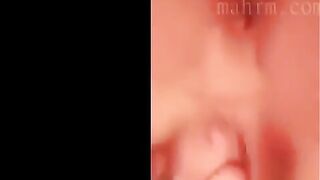 لبوه كبيره في السن نايمه علي السرير وفشخ كسها الهايج  دعك و بعبص بتقولوا كان نفسي انت اللي دخل صباعك في كسي xnxx مصري