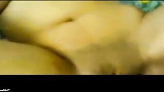 دكتور خالد الزبير >نق الممرضه سكس سعودي  المموس جوا غرفة الكشف في العياده وفشخ كسها الهايج نيك وهي عماله تقولوا براحه ياخالد