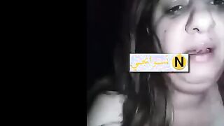 المموس بعتالي فيديو و بتقولي نفسي بزازي  تيجي تريح كسي اوووف انا كسي مولع نااار عايز يتفشخ نيك من زبرك وبتفرجني علي كسها