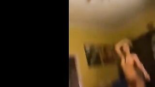القواد خد مراته المموس لزبون السعودي تدلعوا و تروق عليها جوزها الديوث خلاها خلعت ملط و بترقصلوا شرقي xnxx مصري