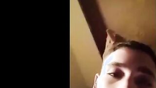 مموس تونسيه كبيره في سن بزازي  شقط عيل صغير ينكها و يريح كسها الهايج المموس قعده علي زبر وعماله ترزع نفسها بتشبع كسها