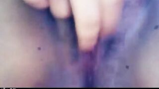 مديحه العلقه بعتالي فيديو لنفسها وهي في الحمام  سكس العرب وفشخ حلمة بزازها الكبيره قرص و عض و عصر و بتقولي تعال نكني بقي