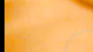 المموس الهايجه ام كس  سكس سعودي شرقان عمالها تتشرمط علي حبيبها الهايج خلاها طلعت قعدت علي زبر وفشخت كسها الممحون