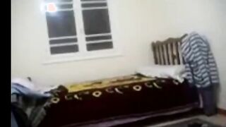 الجزء التاني الشرموطه مريم الهايجه نزلت  سكس سوداني جوزها علي الشغل وخلت جارها الفحل يطلع يريح كسها الشرقان لبوه مصريه