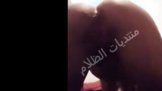 المموس سكس عراقي  نهال بعتت لحبيبها اول فيديو كسها كان في شعر قالها شيلي الشعر و ابعتيلي فيديو تاني لكسك وهو بيلمع