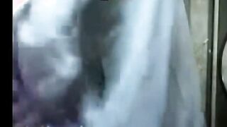 الصعيدي الفحل نايم مع وحده قد امها عندها فوق ال60سنه  سكس مصري جامد اوي و اللبوه كسها مستحمل الرزع والفرك لبوه ممحونه كبيره في السن