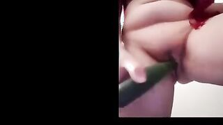 نهال الفاجره بتاعت سكس كروت الشحن واقفه سكس مصري جامد  عريانه بتكلم الزبون فيديو وعماله تضرب كسها ومسكها خياره كبيره فشخ نفسها نيك