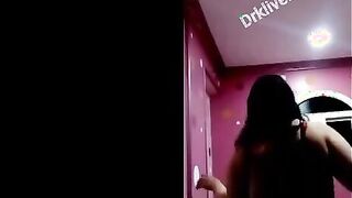 اللبوه ام كس شرقان شرمها سكس  فاتحه لايف نااار علي كسها المنفوخ لبن وهي فشخها نيك بالخياره الكبير نزلت لبن كتير فشخ