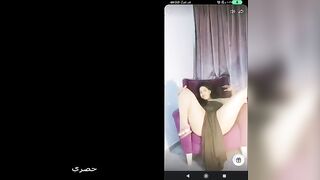 ام تاتو الهايجه متناكة تانجو لايف  فاتحه لايف موقع بزازي جامد فشخ وهي لابس قميص نوم اسود فاجر وفشخ رجلها فشخت محترفين