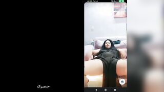 ام تاتو الهايجه متناكة تانجو لايف  فاتحه لايف موقع بزازي جامد فشخ وهي لابس قميص نوم اسود فاجر وفشخ رجلها فشخت محترفين