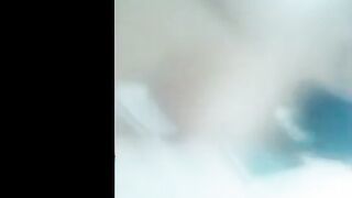 شاديه الحيحانه ام كس احمر دخلت الحمام تضرب سبعه ونص علي زبري قعده نيج عراقي  تكلمني فيديو وهي فشخ رجلها نزلت لبن كتير اللبوه