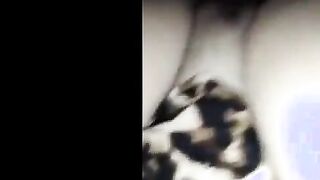 ايه مموس شبرا الحيحانه راحت لعشيقها نيج مصري  البيت يريح كسها الهايج و يمتعها اللبوه نايمه علي ضهرها و العنتيل فاشخ كسها نيك عنيف
