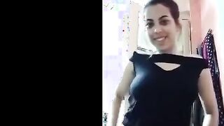 انا مايا من المرج بطلع اودرات نيك خلفي بس انا لسه نيج  بنت بنوت و بحب المص والحس وعادي تجبهم في بوقي سيب رقمك للاتفاق
