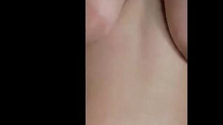 مقاطع ساخنه للقحبه نوره الكويتي القحبه حصري موقع شراميط العرب  نيج اللبوه شرموطه نيك في نفسها و جسمها كيرفي