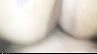 القحبه الممحونه ام احمد الهايجه نيك مصري  استاذه في مص ولحس الازبار اللبوه بتبلع زبري كله جوا بوقها طلعت ركبت علي زبر فشخت كسها