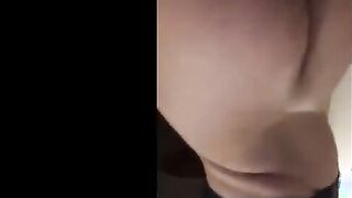القحبه الممحونه ايه الهايجه بتكلم صاحبها نيك مصري  فيديو كووول وهي قعده علي الارض فشخ طيزها الكبيره وعماله تبعبص نفسها