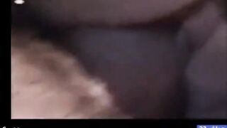 القحبه التةنسيه الممحونه نايمع علي ضهرها نيك مصري  فشخ رجلها و عشيقها الفحل عمال يرزع بزبر في كسها الهايج قحبه ممحونه