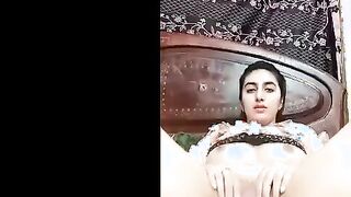 فاطمة الممحونه لبوة تانجو لايف بعت فيديو لداعم علي الخاص بتفرجوا  سكس مصري علي جمال كسها الضيق و هو بينزل لبن وهايج