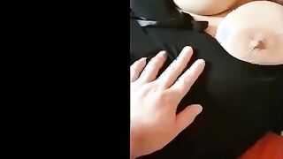 عم محمود بيصور سكس مصري  اللبوه مديحه و جاب وشها في الفيديو و بيقولها عسل عسل احلا بزاز شوفتها في حياتي قحبه مصريه
