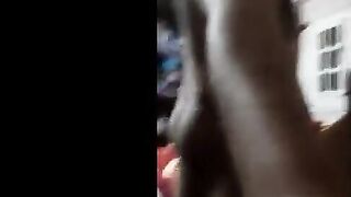 الشرموطه قالتلي سكس مصري  نفسي اتفرج علي زبرك وهو فاشخ كسي صورني فيديو و انت بتنكني ثبت التلفون و مسكتها فشخت كسها الهايج