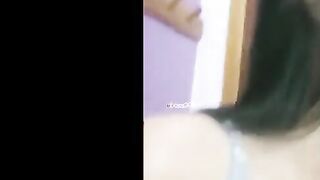 اللبوه الهايجه بتصور نفسها ل حبيبها وبتخلع تفرجوا علي  سكس مصري جسمها الملبن اخوها دخل عليها ذقت الباب وكملت الفيديو