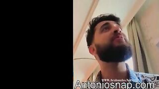 انطواني العربي العرص جايب ديوث روسي حقير ومراته القحبه  سكس مصري عمال يشتم في الديوث وهو مش فاهموا خد مراته و دخل ينكها