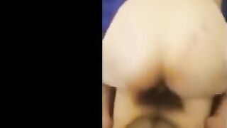 نجوي الهايجه ام كس شرقان  سكس مصري قعده ما بين راجلين عشيقها ونزله مص ولحس في زبر و بضانوا  فشخ كس المموس نيك وجبهم في بوقها