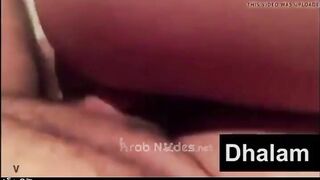 الشرموطه استاذه في النيك  سكس مصري و المتعه الفحل راكب فوق في كس فشخها نيك والمموس سخنه مولع و عماله تضربوا علي طيزوا