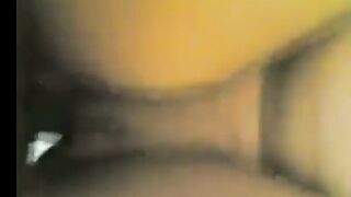 ندي الشرموطه  سكس مصري جاتلي البيت الصبح بدري عشان اريح كسها الشرقان المموس نزلت لبن كتير علي زبر طلعتوا من كسها و لحستوا
