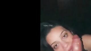 اللبوه هربت  سكس مصري من بيت اهلها و راحت قعدت مع عشيقها  في بيتوا والديوث بيصورها فيديو وهي في حضنوا و فشخها نيك