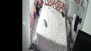 الجزء التاني الزبير الهايج شاقط  سكس مصري مموس جديد قد بناتوا اللبوه كانت بتلبس عشان ماشيه قالها لا اهم حاجه نيكت الصبح