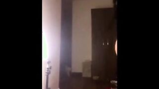 المموس الهايجه فوفه السعوديه طالعه لايف سكس عراقي  تانجو بطقم داخلي بينك جامد نيك و عماله تهز في طيزها الكبيره و تلم دعم