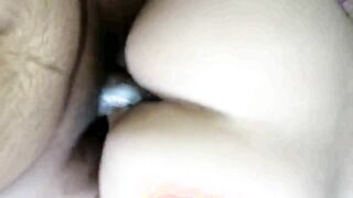 المتناكه شاديه الهايجه نايمه علي بطنها في سكس مصر  وضع السجود وحبيبها الزبير واقف وراها فاشخ كسها اللبوه غرقت زبر لبن