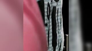 المموس قامت تفطر  سكس مصر مع اخوها وهي عريان لابسه روب وبزازها باينه اتخنقت معا و لمس ابزازها و كسها هاج وفشخ نيك