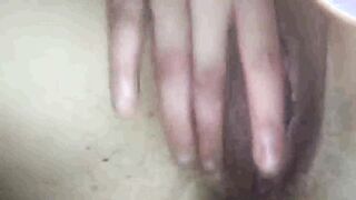 المتناكه الهايجه كلمت الزبون اتفقت معا وتاني يوم راحت  سكس مصر عندوا اللبوه طلعت بنت بنوت بس خرم طيزها جامد نيك