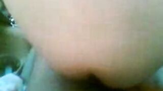 المموس قعده مع حبيبها في العربيه  سكس مصرى عريانه ملط وقف في حته مقطوعه وخلاها ركبت علي زبر فشخت كسها الهايج قحبه سعوديه