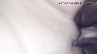 القحبه الممحونه ام كس شرقان واقفه مفلقس طيزها و حبيبها الفحل فاشخ كسها المموس مغرق زبر كله لبن قحبه مصريه