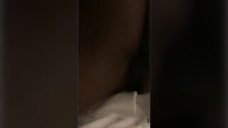 المتناكه الممحونه مفشوخه نيك عنيف في سكس مصري جديد  زبر الافريقي الفحل مقعده علي زبر وعمال يرزع في كسها بعنف وهي بتصوت من المتعه