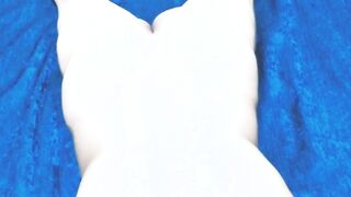 اللبوه ام طيز المربربه مسكه زبر عشيقها ونزله فيها لحس ومص مسكها فلقس طيزها  سكس مصري وفشخها نيك خلفي و جبهم جوا طيزها