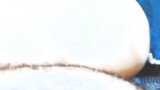اللبوه ام طيز المربربه مسكه زبر عشيقها ونزله فيها لحس ومص مسكها فلقس طيزها  سكس مصري وفشخها نيك خلفي و جبهم جوا طيزها