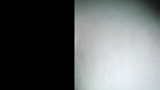 ام شهد القواده بعتالي شرموطه شرمها سكس   حيحانه اوي و كسها معبي لبن غرقتني و غرقت المرتبه لبن من كسها الهايج وانا فاشخها