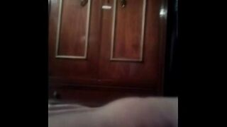القحبه الممحونه فايزه الحيحانه بتصور نيج عراقي  نفسها فيديو ل عشيقها بتفرجوا علي جسمها و علي كسها الممحون وهي بتزل لبن