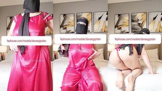 الشرموطه السعوديه الهايجه نيج  فاتحه لايف وهي لبس جلابيه فلاحي و مطلع بزازها الكبيره منها بتلعب في الحلمه