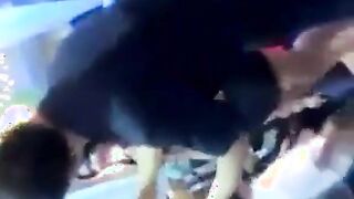 اول ظهور لقحبه  سكس مصر بوسي الرقاصه في الافراح الشعبيه وهي بتتشرمط و تتعالق علي المعازيم المموس حيحانه اوي ولبسها ملفت